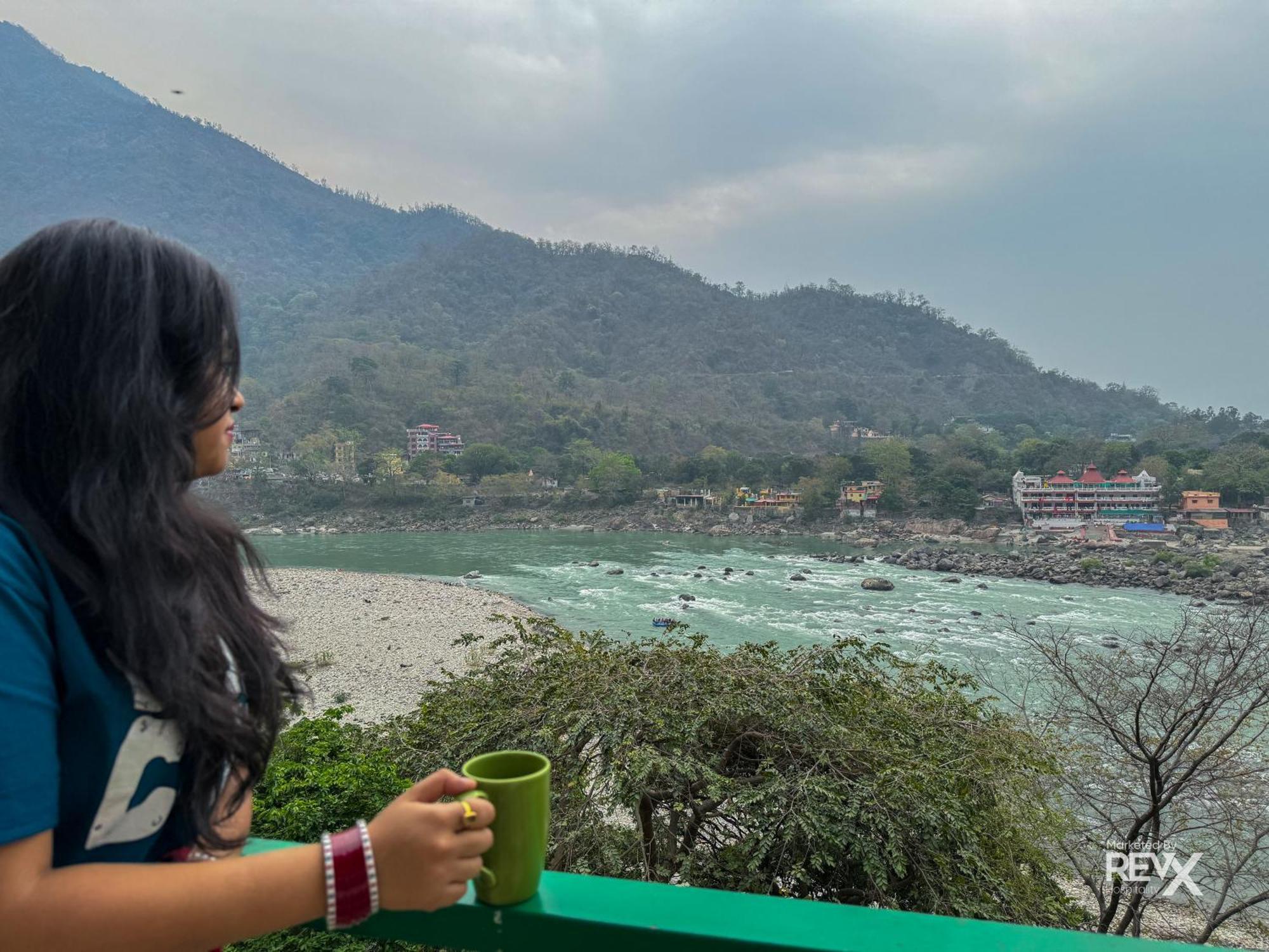 The Leisure Cave On The Ganges Hotel Rishikesh Exterior photo